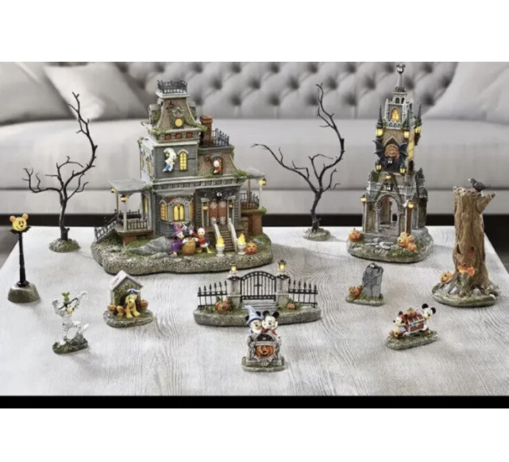 Costco 2023 12 Piece Disney Halloween Set New In Box | eBay