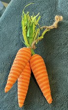 3 COUNT ORANGE CARROT W/GREEN TOP JUTE  FOAM CRAFT DECOR EASTER DECOR 