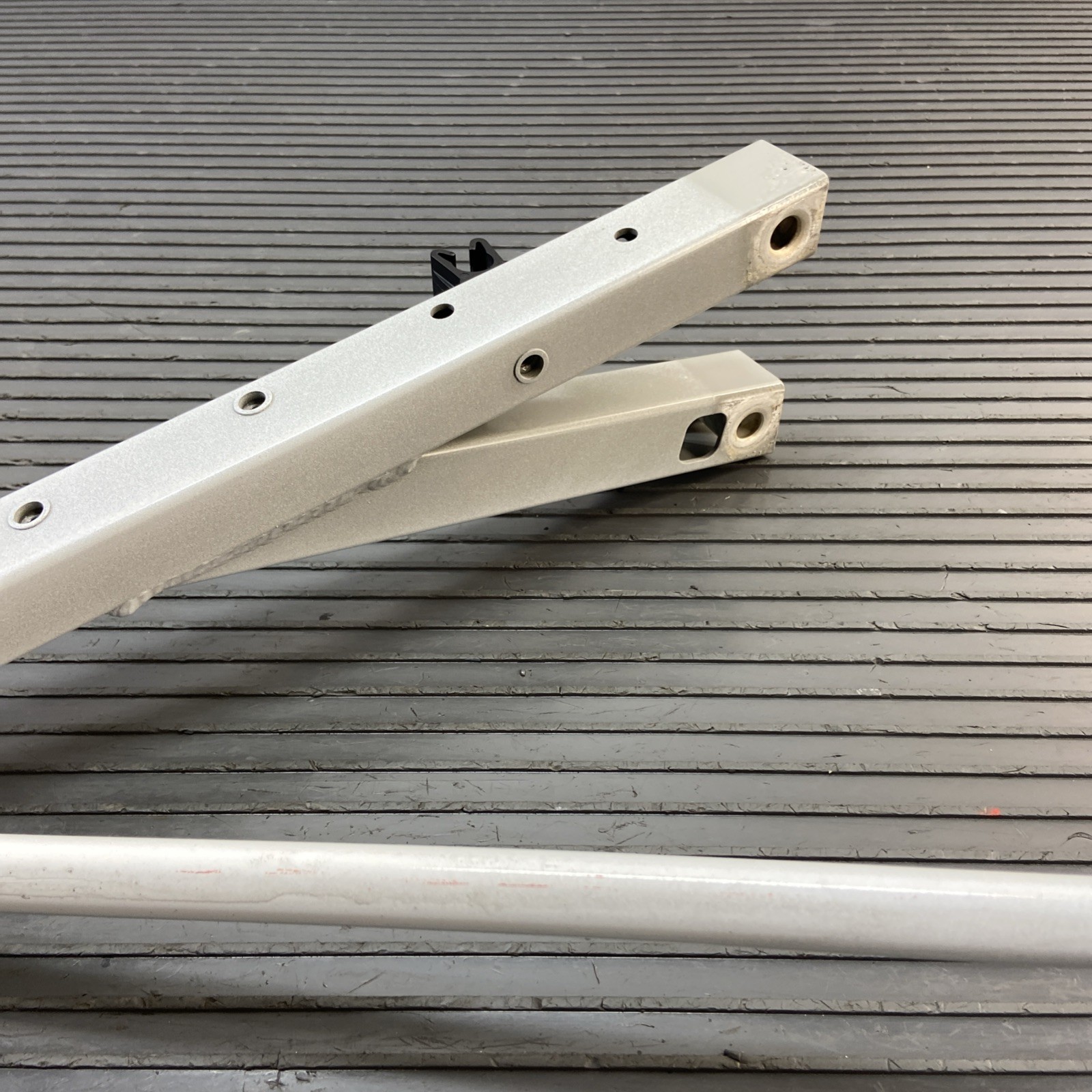 Audi R8 2017-2023 Front Right Radiator support