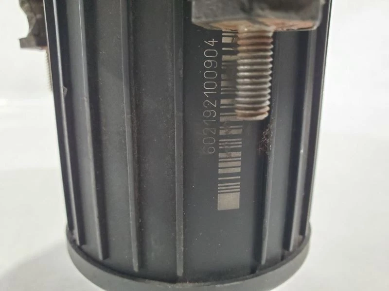 1997 2003 Volkswagen Eurovan OEM Cruise Control Vacuum Pump zsb022131083 - Image 3 of 4