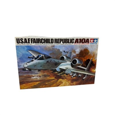 Tamiya 1/48 USAF Fairchild Republic A-10A Thunderbolt II Model Kit 61012