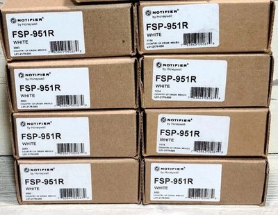 SET OF FIVE NOTIFIER FSP-951R REMOTE TEST CAPABLE PHOTOELECTRIC SMOKE DETECTOR