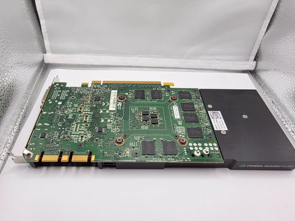 Tarjeta de gráficos NVIDIA Quadro K4200 4 GB GDDR5 (0J4F85) Foto 2 de 2
