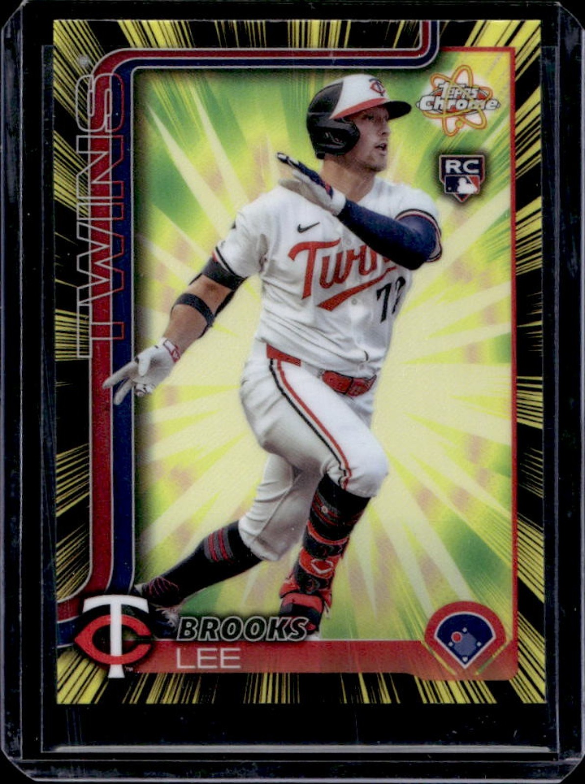 2025 Topps Chrome Brooks Lee Radiating Rookies RC Rookie #RR-4 Twins