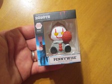 HANDMADE BY ROBOTS IT PENNYWISE 013 MINI MICRO VINYL FIGURE