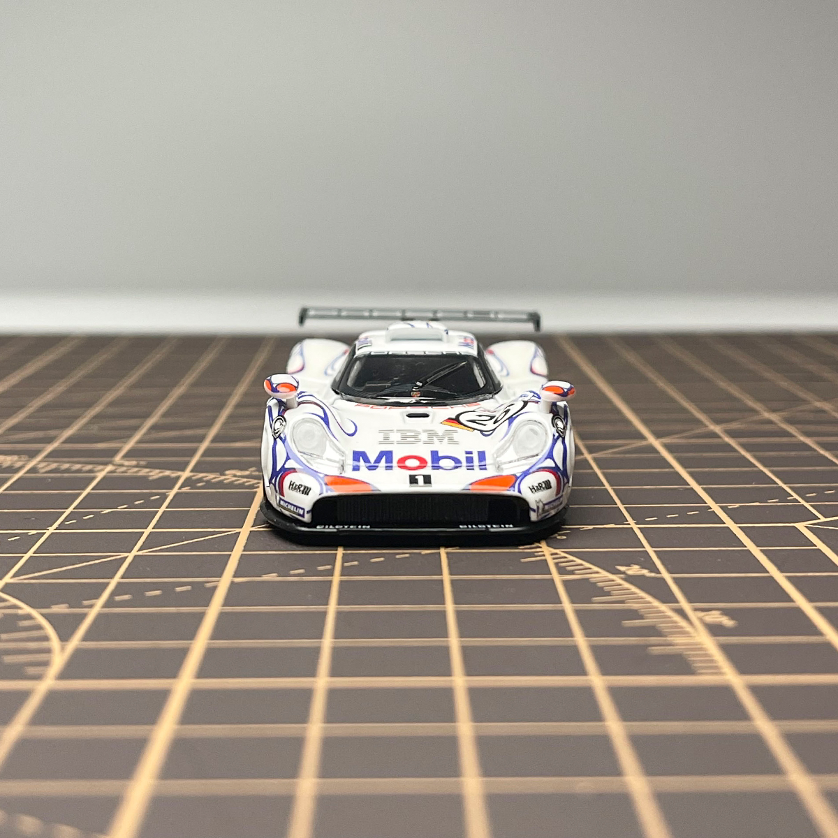 【MINICHAMPS】限定999台 Porsche911 GT1 1998 TH 1:64 White 1998 911 Gt1 LM #26 Racing Sports Model Diecast