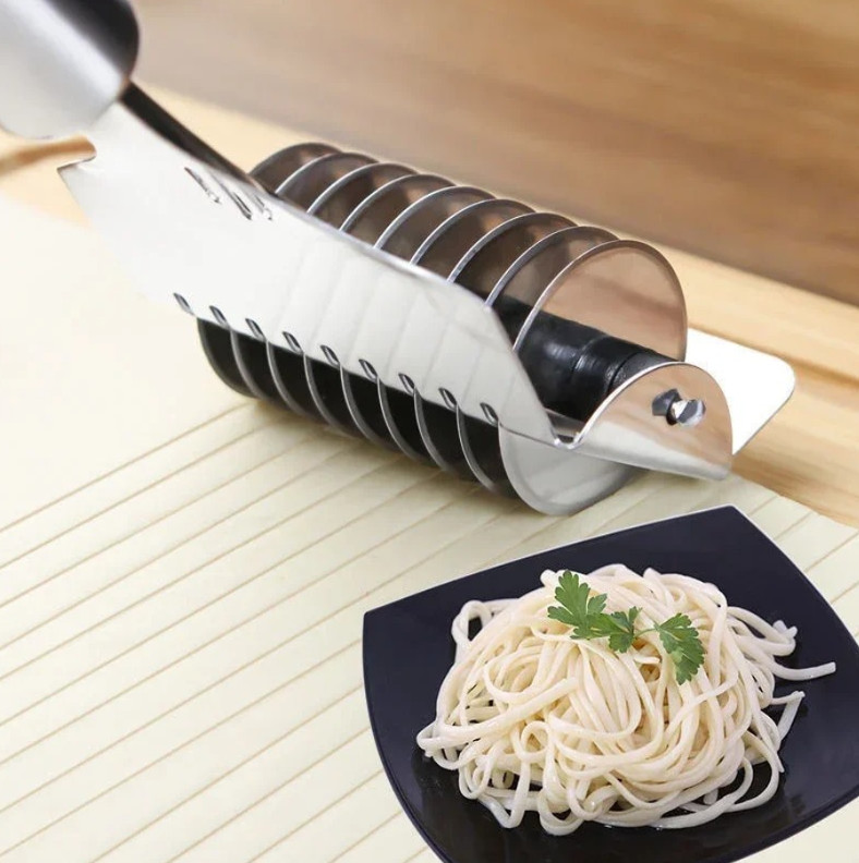 1pcs Stainless Steel Manual Noodle Cutter Pasta Maker Kitchen Cooking Tool - NEW