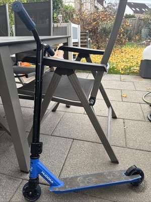 Hudora XQ-12 Stunt Scooter - Blau (14025)