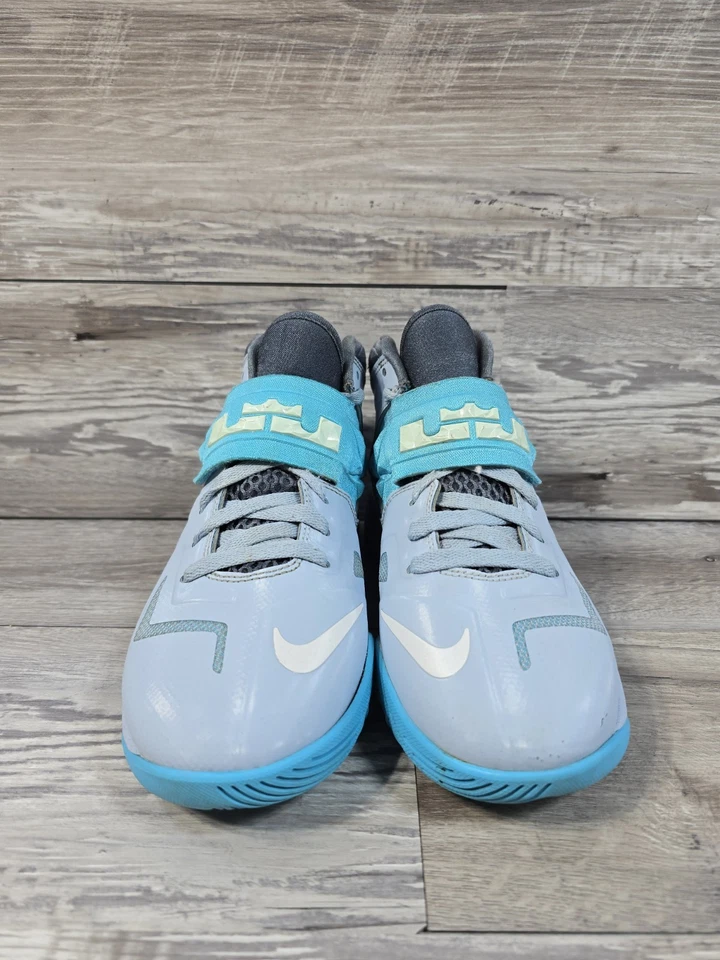 Nike Lebron Zoom Soldier 7 VII Zapatos Juveniles Talla 5.5Y Azul Armería 599818-402 Foto 4 de 4