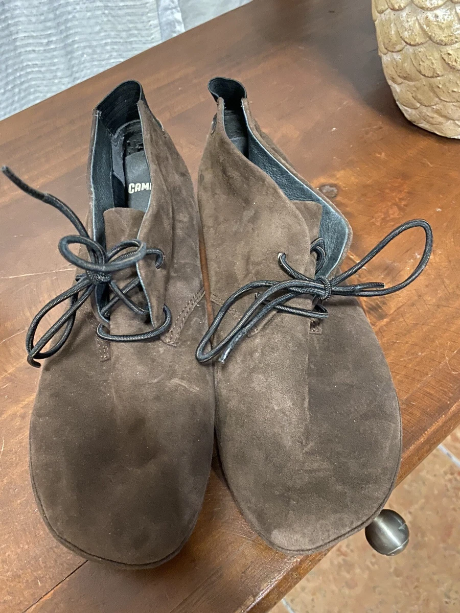 Camper de mujer sale