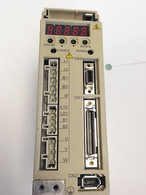 Yaskawa SGDP-01APY100 YASKAWA ELECTRIC AC SERVO PACK,FF