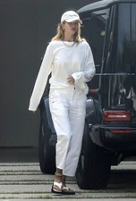 NWT $390 The Row Autie Long Sleeve Cotton Top in White sz XS