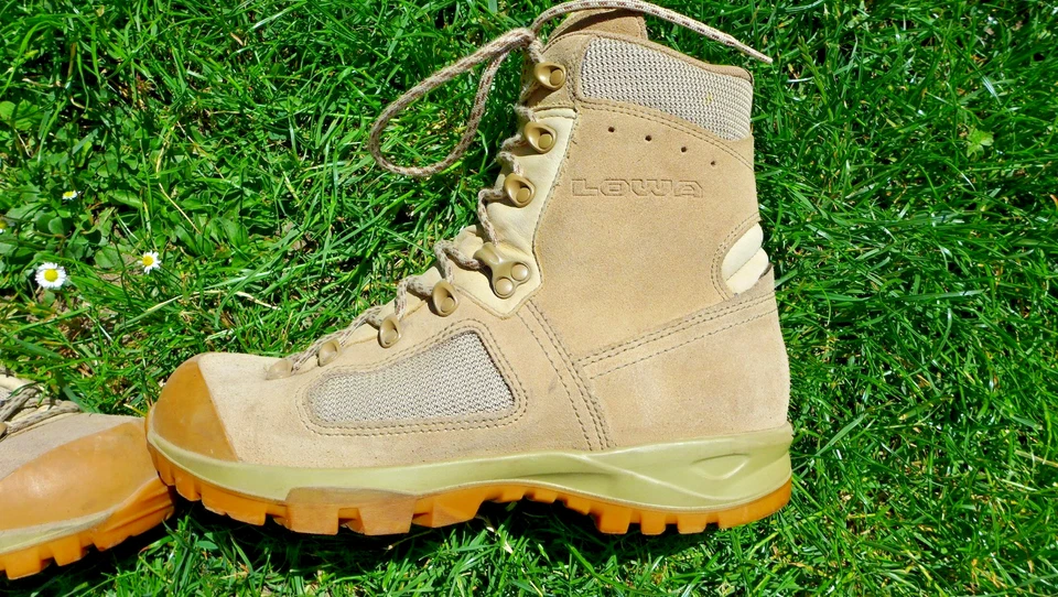 Bottes de combat originales Bundeswehr LOWA Elite Desert - taille 43 1/3 (Royaume-Uni 9) - TOP Zst - Photo 2/4