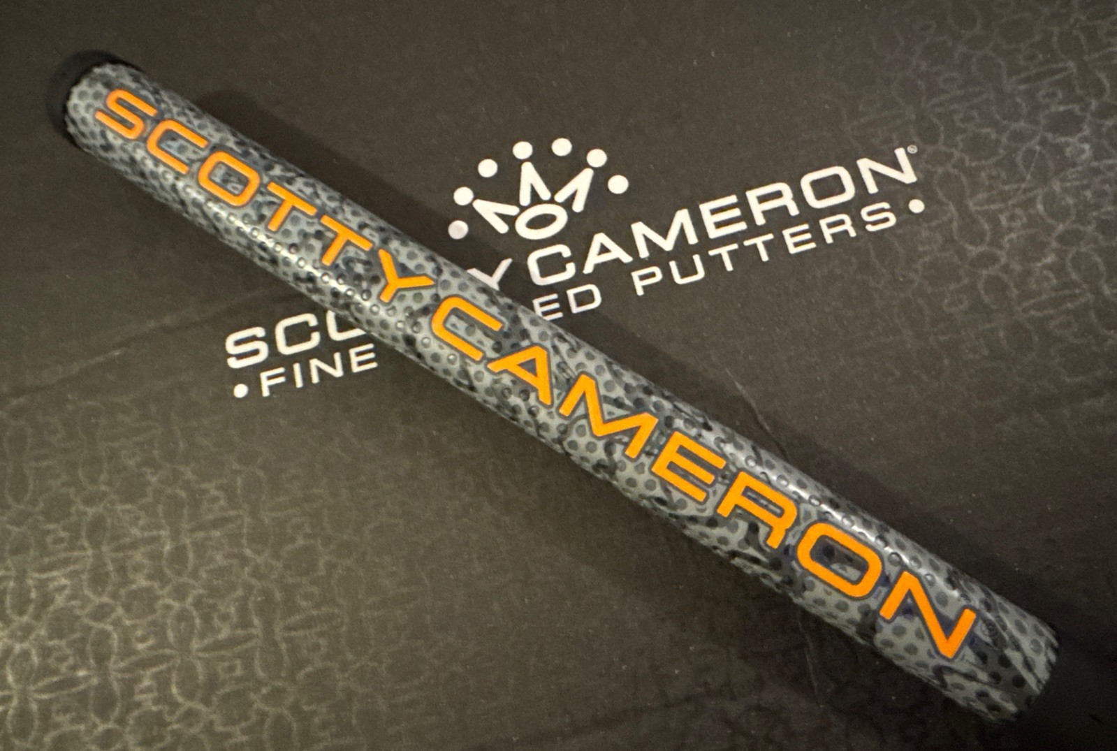 Scotty Cameron Psychedelic Camo Orange Grey Matador Midsize 