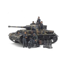 Tamiya 1/35 German Tank Panzerkampfwagen IV A...