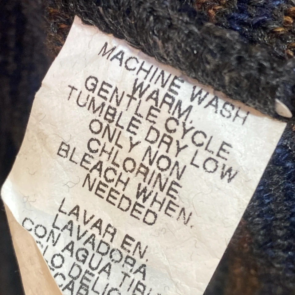 Van Heusen Cardigan Sweater Mens Size L Gray Blue Plaid 5 Button Acrylic VTG. T5 - Image 4 of 4