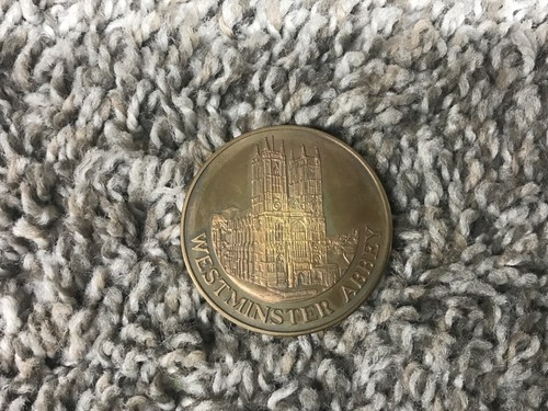 1981 5 Piece United Kingdom Commemorated Brass Token Coin Set - Picture 8 of 13