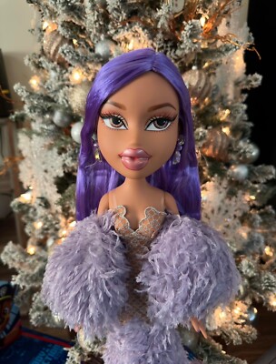 bratz kylie jenner 2ft Tall Large Scale Fashion Doll