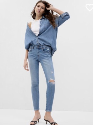 Gap Women s Mid-Rise True Skinny Jeans- Light Destroy-Size: 26 Reg.-NIP & TAGS