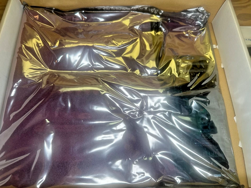 Vtg Tyan S1696 DLUA Thunder 2 ATX Motherboard Dual Pentium II 233 - 300 MHz NEW! - Image 3 of 4