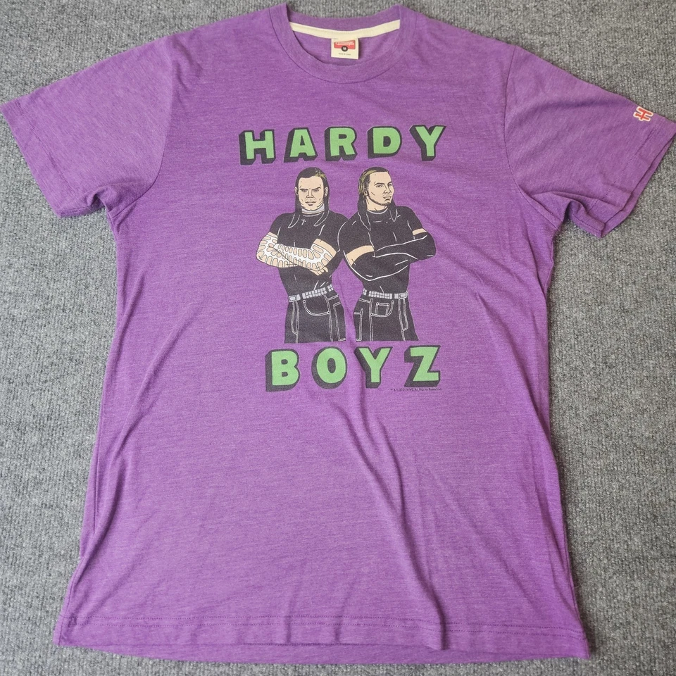 Футболка Homage Hardy для мальчиков с графическим принтом бирка TNA командный размер средний фиолетовый - Изображение 2 из 4
