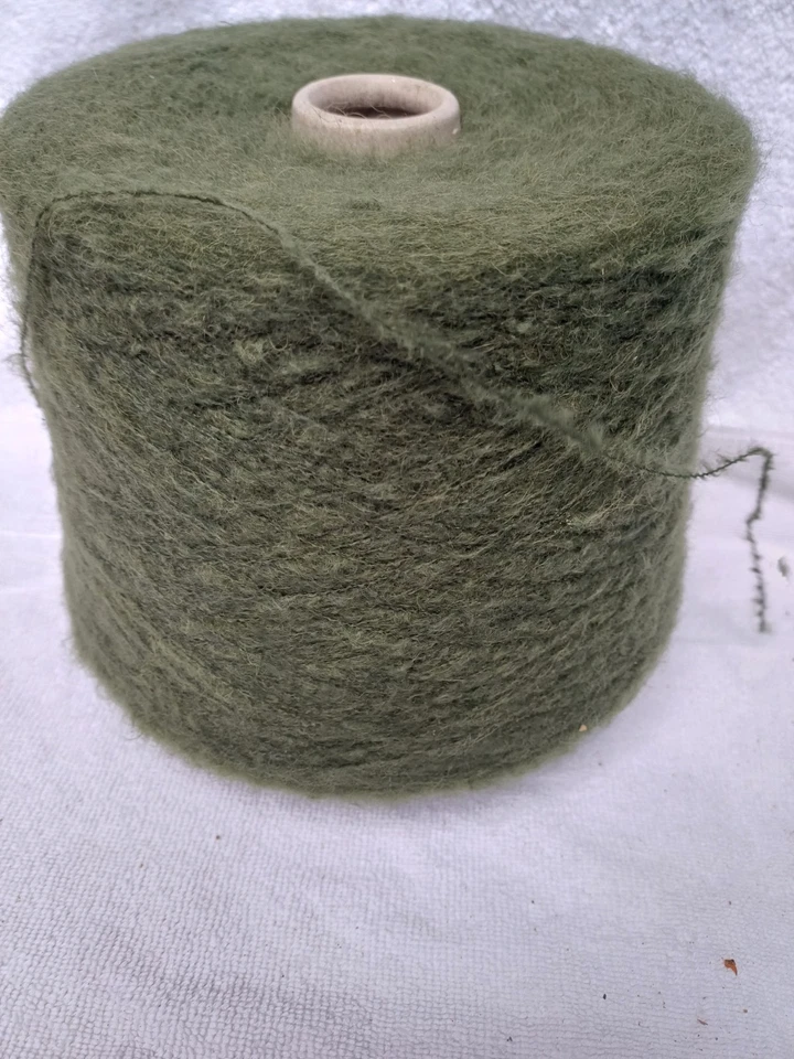 fil a tricoter Laine Mohair Vert 845 grammes - Photo 1/1