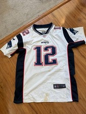 Tom Brady Football Cards, Rookie Card Checklist and Memorabilia Guide 105