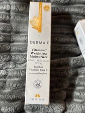 Derma E Vitamin C Moisturizer SPF 45 2 Floz Exp 2026 New In Box