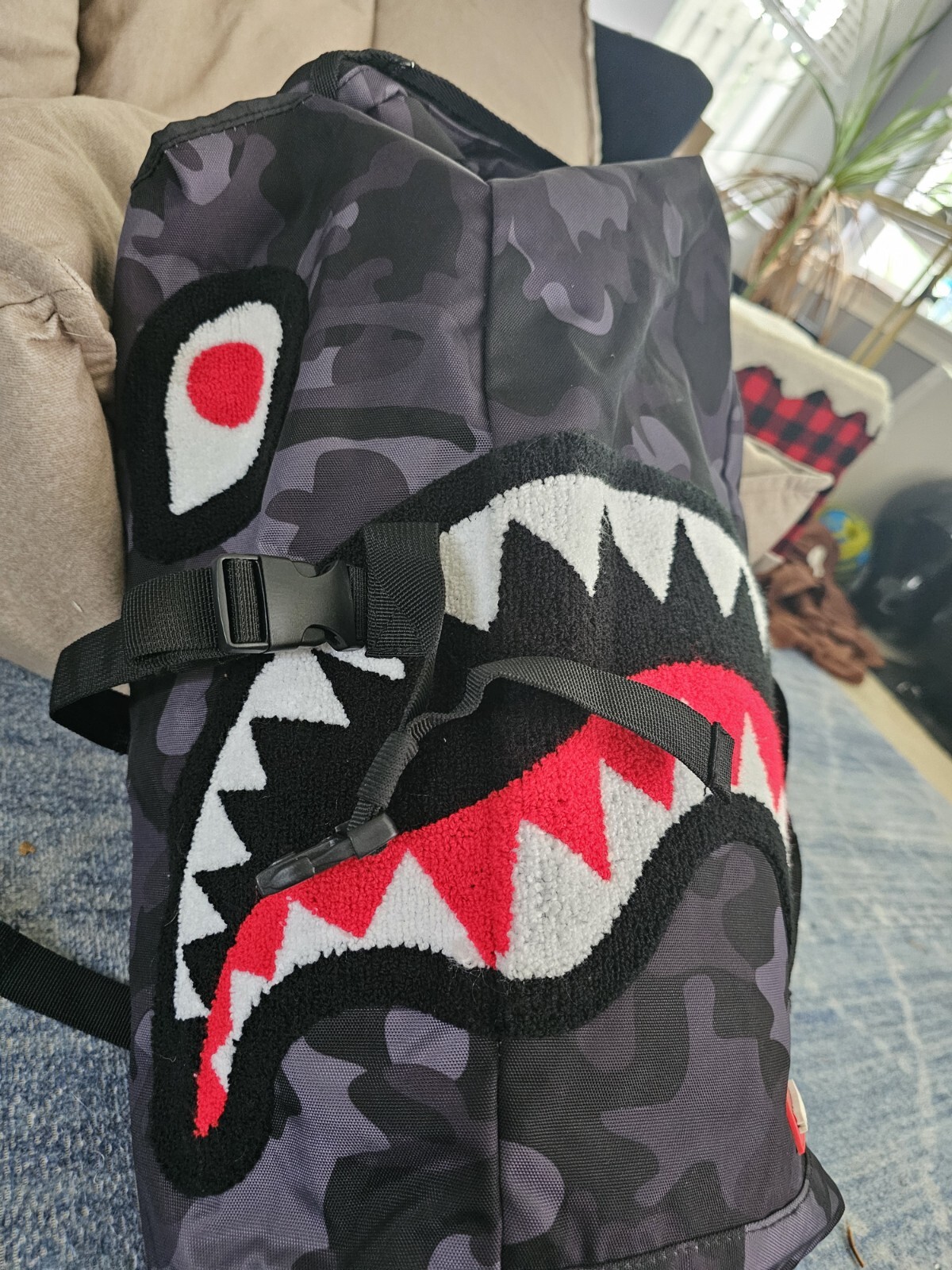 Spray Ground Backpack Black Army Pattern Shark - image 3