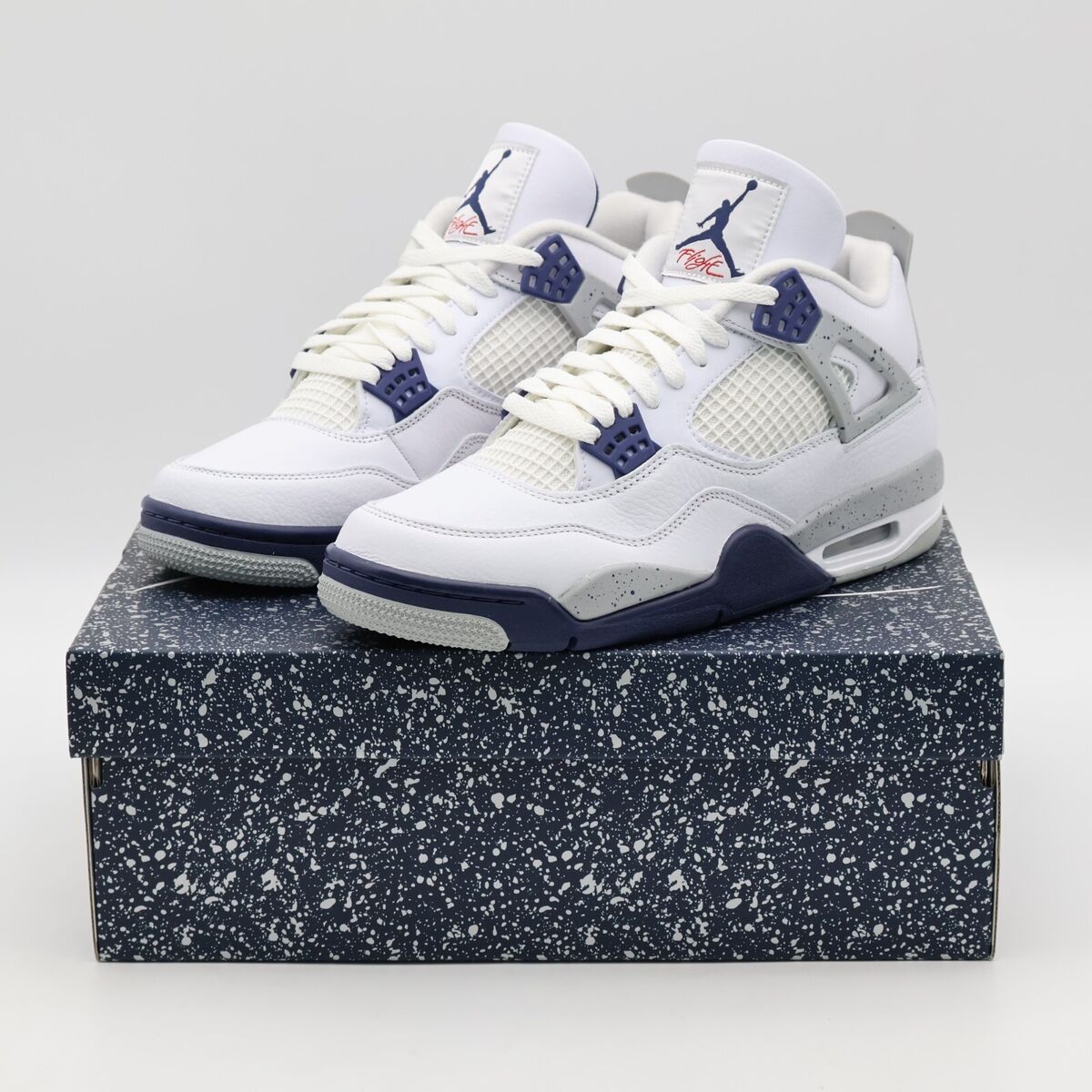 DH6927-140 Nike Air Jordan 4 Midnight Navy Light Smoke Gray DH6927-140 Nike Air Jordan 4 Midnight Navy Light Smoke Gray