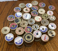 Lot of 34 Vtg Wood Spools Many Brands. 2 Thimbles Germany & Spain 2 Bobbins