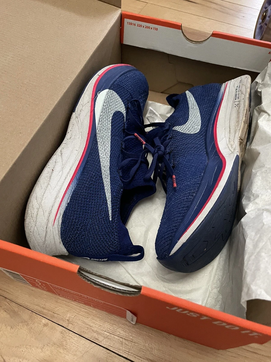 Preços baixos em Nike Zoom VaporFly 4% Flyknit Deep Royal | eBay