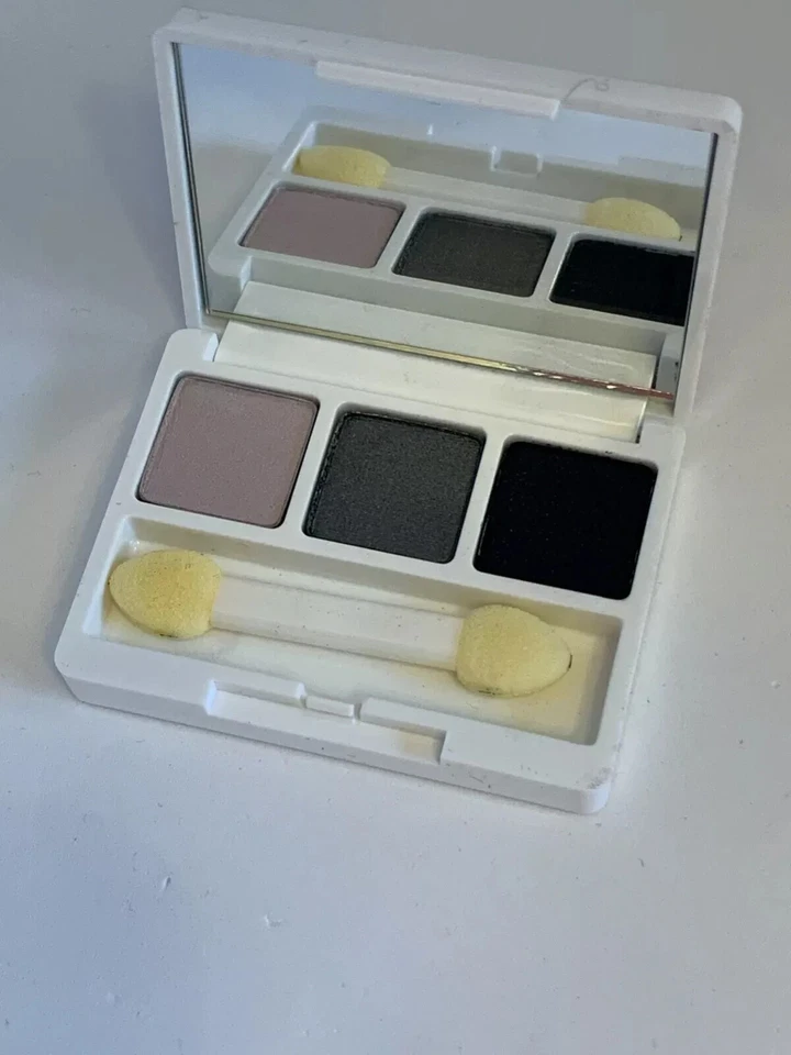 Lote 2 Espejos de Humo Clinique Color Surge Sombra de Ojos Trío Compacto 09 Piedra 5J Foto 2 de 4