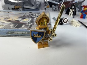 LEGO Castle 7079 Drawbridge Defense Complete Gold Knight cas415 Fantasy Era 2009