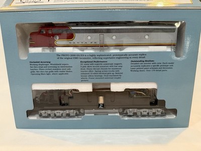Life Like Proto 1000 H0 - 30391 - Locomotora diésel - Mitad - Catawiki