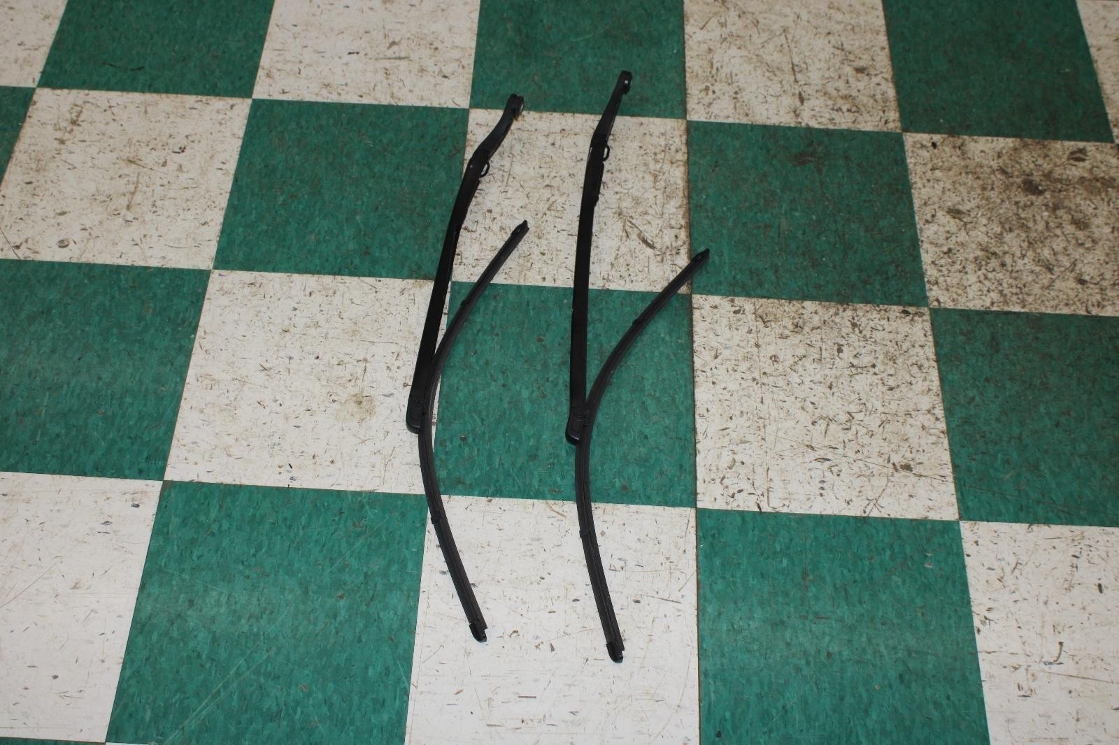 Bentley Continental GT 2004-2019 Front Right Windshield wiper sets Set