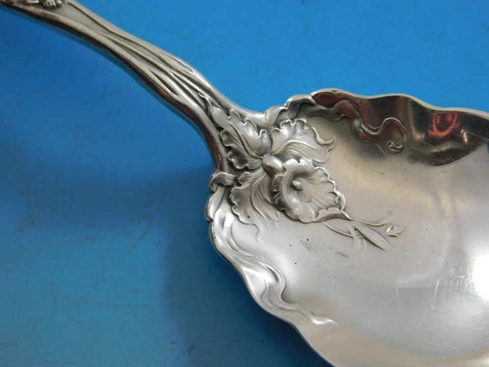 Cuchara de azúcar de plata esterlina Raphael by Alvin 6" servidor Art Nouveau vintage Foto 2 de 4