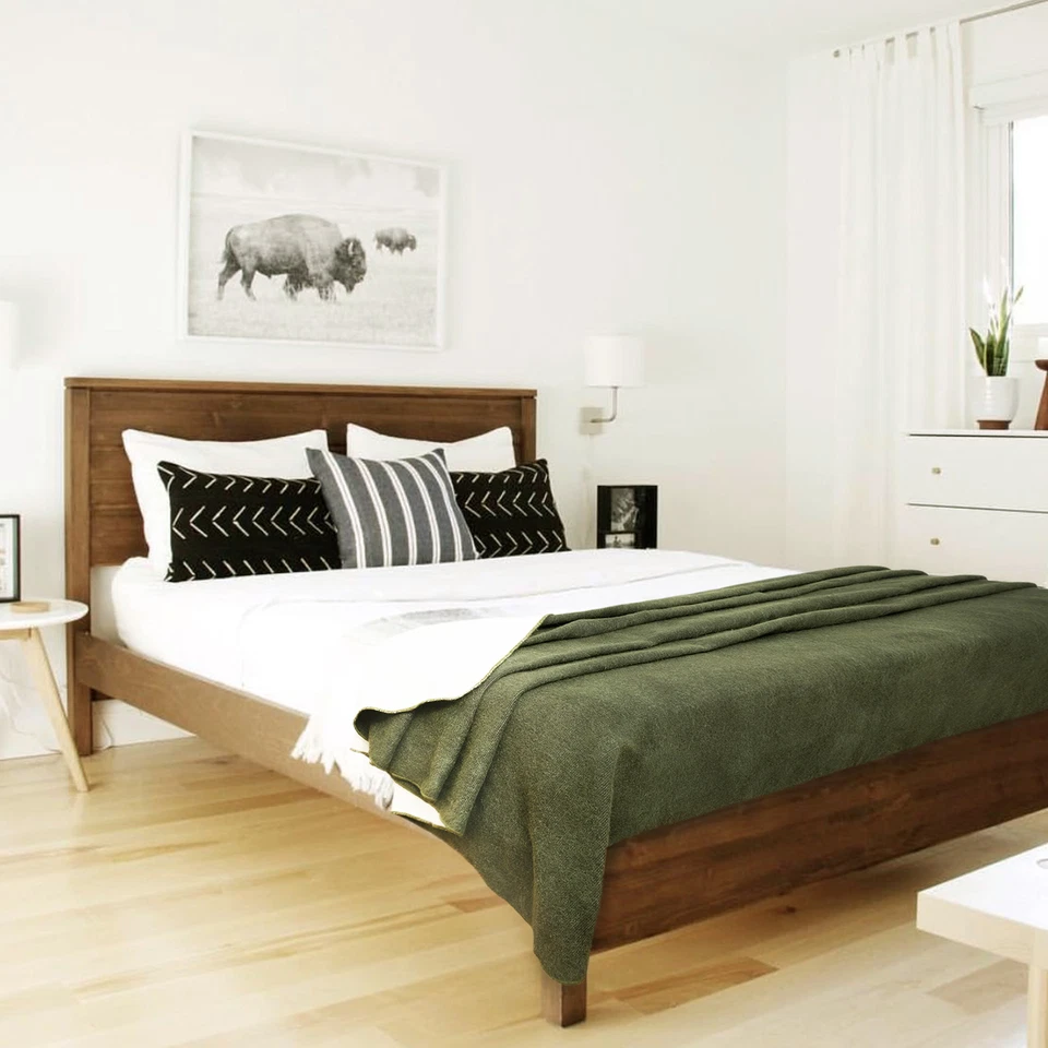 EXTRA LARGE SOFT & WARM ALPACA WOOL BLANKET 76x91" OLIVE GREEN SOLID PATTERN - Image 2 of 4