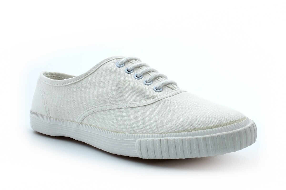 Boys Plimsolls Girls Plimsolls White Pumps Boys Pumps Girls Pumps PE Shoes 