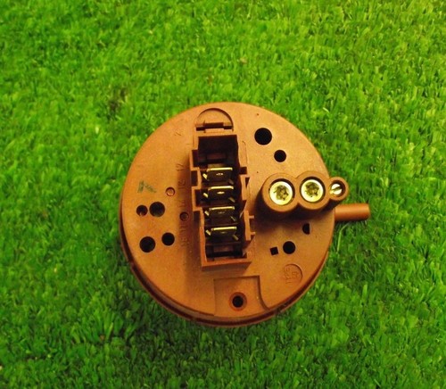 Waschmaschine BOSCH WFL100gb/12 Druckschalter