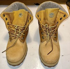 Timberland Premium Boys Size 2 Brown Classic Outdoor Suede Boots