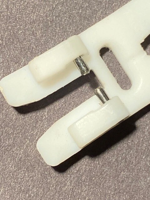 Non-Stick Pfaff Teflon Snap-On Foot for Sewing Machines Which Use IDT Fittings - Image 3 of 4