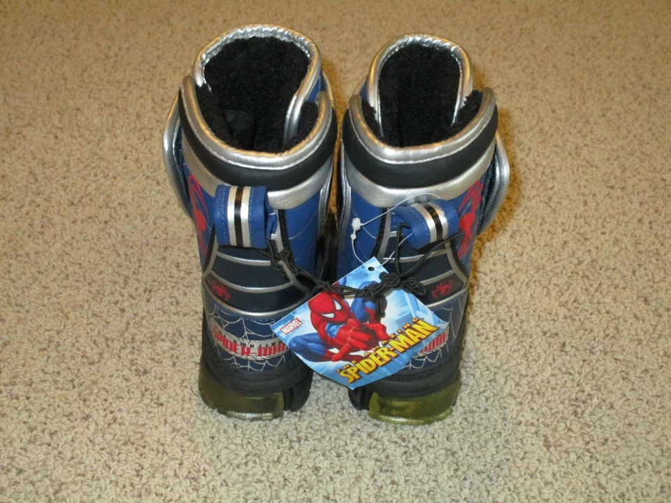 Marvel Amazing Spiderman Boys Winter Snow Boots Toddler Size 5 - Image 3 of 3