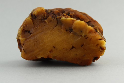 Large Genuine BALTIC AMBER Butterscotch Solid Nugget Stone Piece 83.8g 211202-4 - Picture 4 of 9