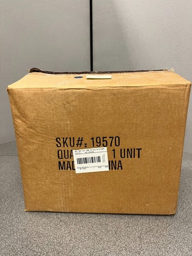 Disney's Winnie The Pooh Rabbits House Musical Snow Globe *Missing Kanga's head* - Bild 9 von 11