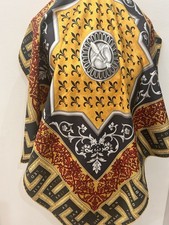 Magnifique Foulard Etro En Soie , Etro Silk Scarf
