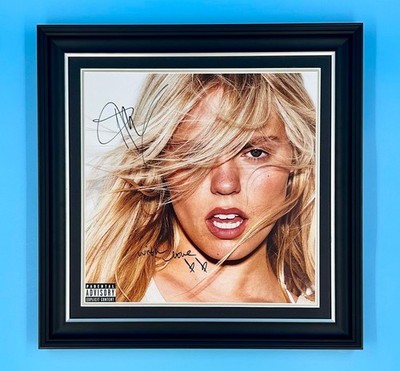 Renee Rapp Signed Photo Framed & COA Memorabilia Autograph Auto Bite Me Poster