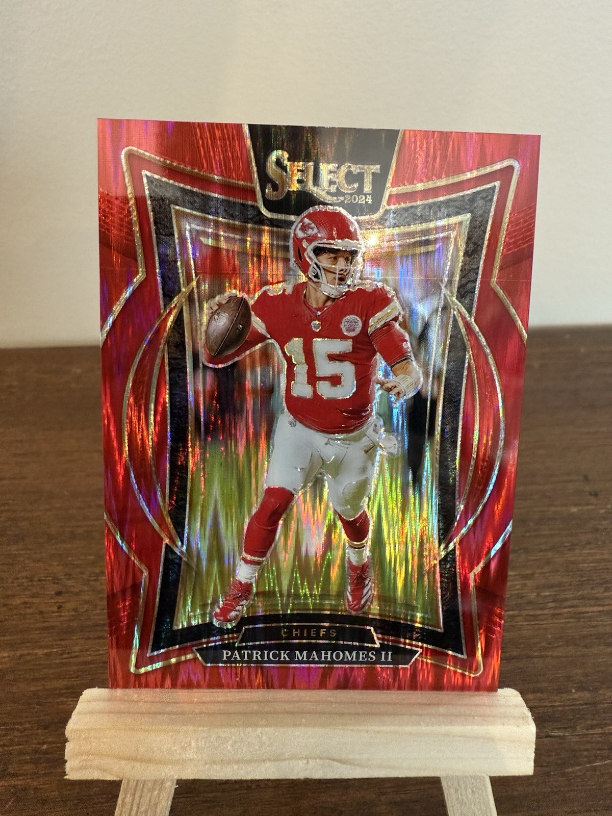2024 Patrick Mahomes II Select Football Concourse #33 Red Shock Prizm 189/249
