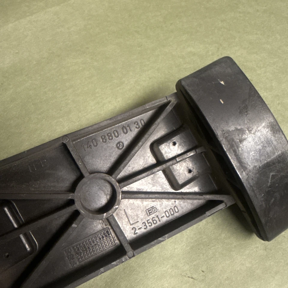 Guía de barra frontal para parachoques Mercedes-Benz S420 1994-1999 L 140800130 #P-38K Foto 2 de 3