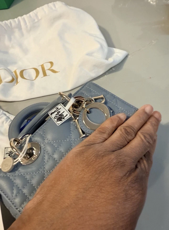 Christian Dior Lady Dior D-Joy, photo 3 of 5
